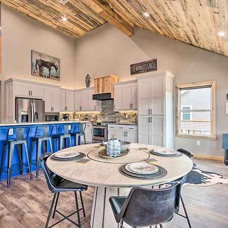 Upscale Riverfront Home With Beach And Fire Pit! Glenwood Екстер'єр фото