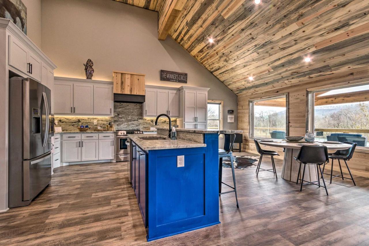 Upscale Riverfront Home With Beach And Fire Pit! Glenwood Екстер'єр фото