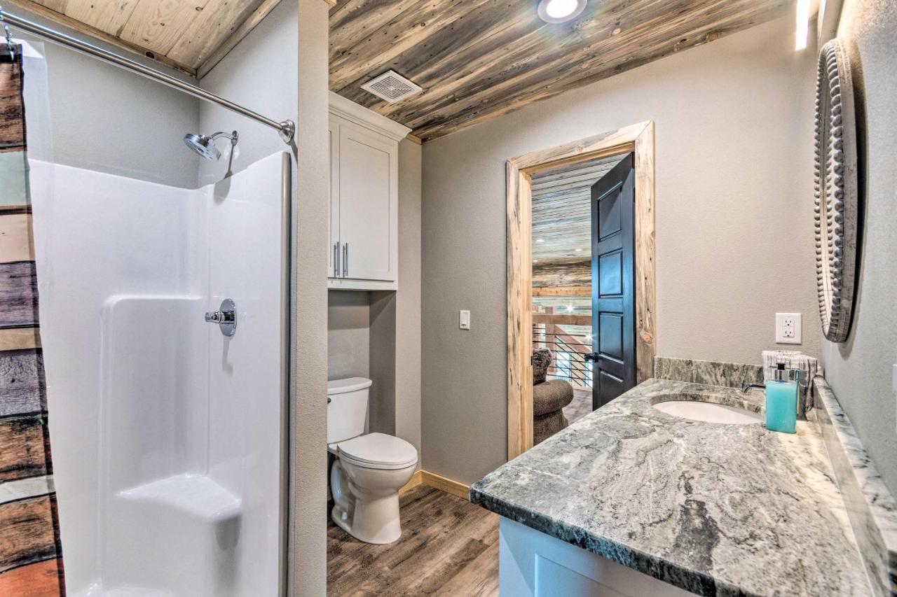 Upscale Riverfront Home With Beach And Fire Pit! Glenwood Екстер'єр фото