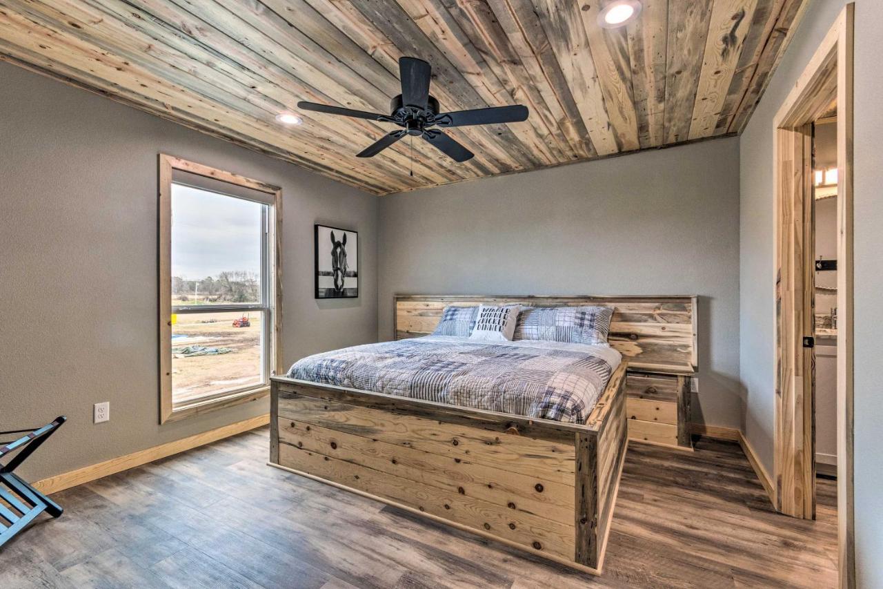 Upscale Riverfront Home With Beach And Fire Pit! Glenwood Екстер'єр фото
